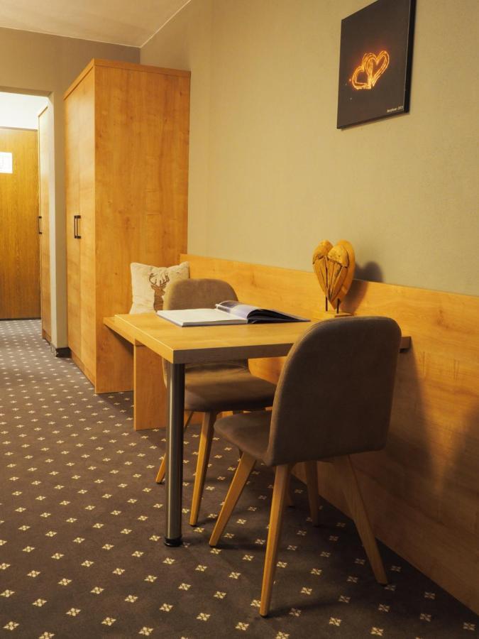 エールヴァルトHaus Alpengluehenアパートメント エクステリア 写真
