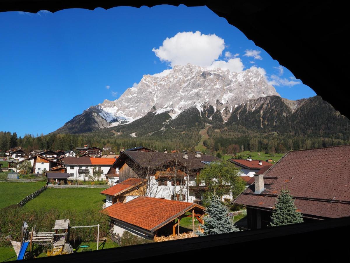 エールヴァルトHaus Alpengluehenアパートメント エクステリア 写真