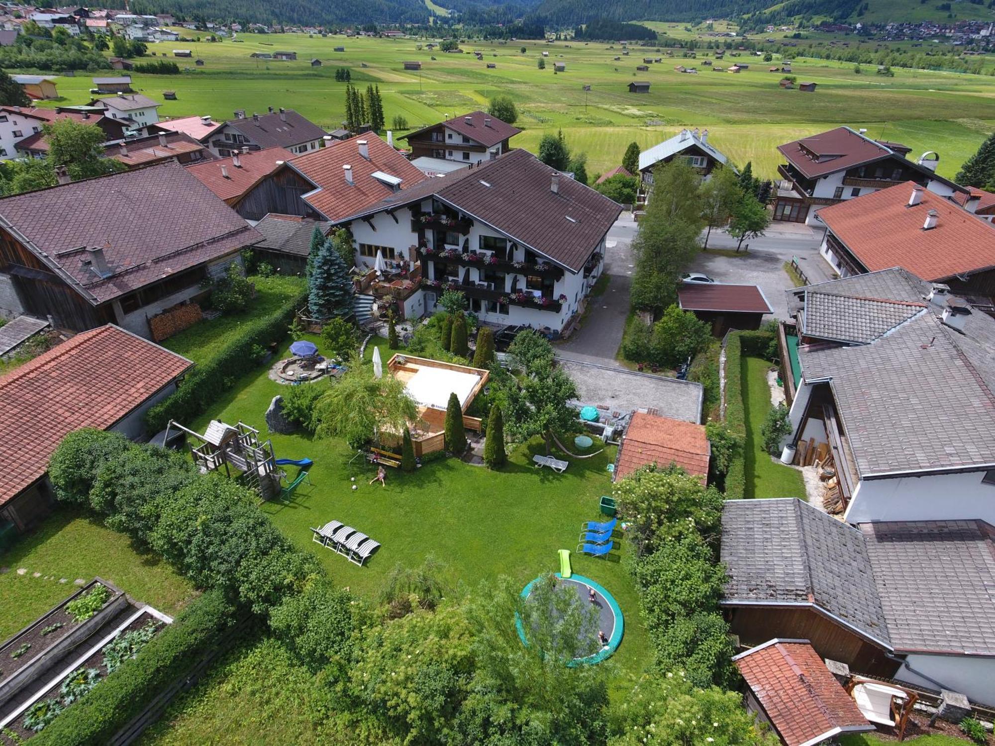 エールヴァルトHaus Alpengluehenアパートメント エクステリア 写真